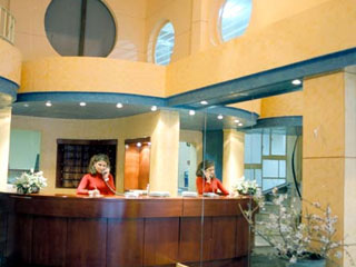 Amaryllis Hotel Reception