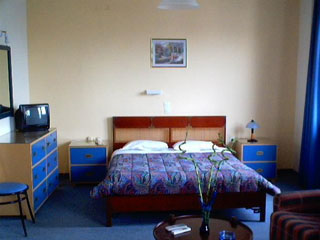 Amaryllis Inn Guestroom