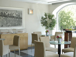 athenian callirhoe hotel breakfast room