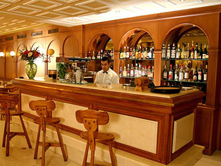 Athens Atrium Bar