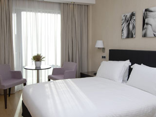 Athens Gate Hotel Guestroom