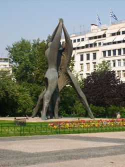 klathmonos square