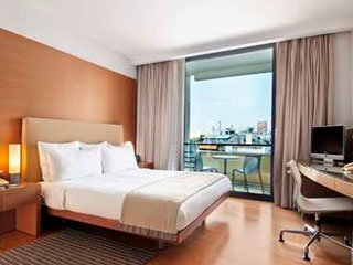 athens hilton guestroom