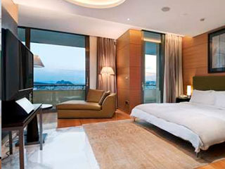 athens hilton suite