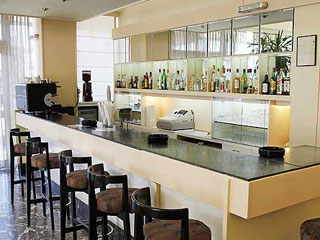 Candia Hotel Bar