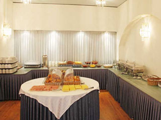 Candia Hotel Breakfast Buffet