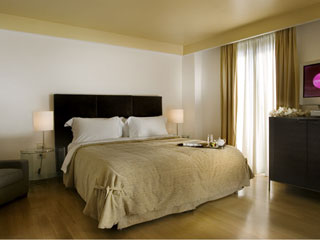 Eridanus Hotel Bedroom