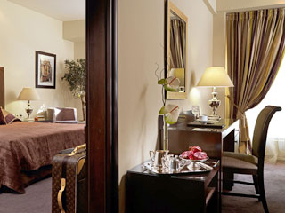 Esperia Palace Hotel Guestroom