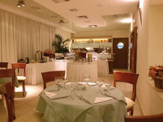 Golden City Hotel Restaurant