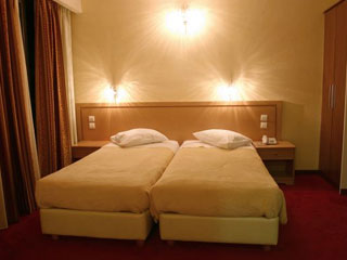 Golden City Hotel Twin Room