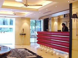 GR Louis Hotel Reception