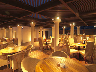 Hera Hotel Cafe Bar