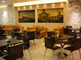 Ideal Hotel Cafe Bar