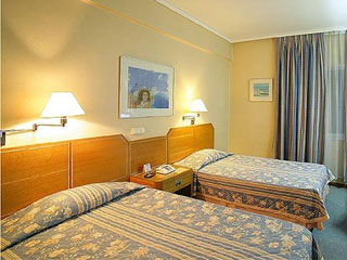 Ionis Hotel Guestroom