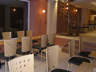 La Mirage Hotel Cafe