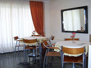 Lilia Hotel Dining Room