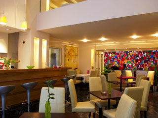 Niki Hotel Cafe Bar