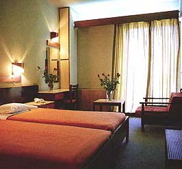 Iniohos Hotel