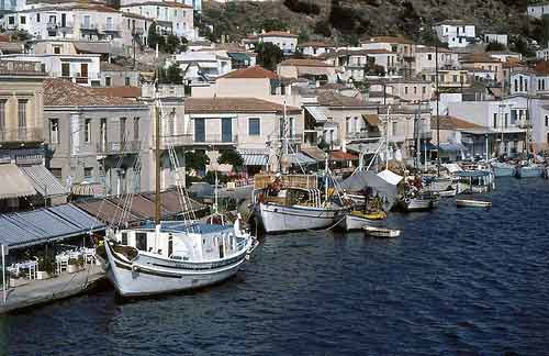 poros island marina