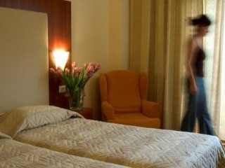 Polis Grand Hotel Twin Guestroom