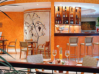 Sofitel Hotel Cafe Bar