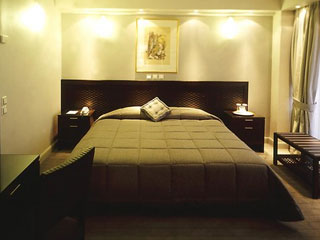 St George Lycabettus Hotel Guestroom